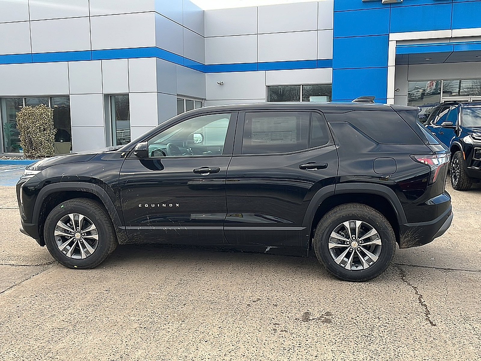 2026 Chevrolet Equinox LT - Photo 9