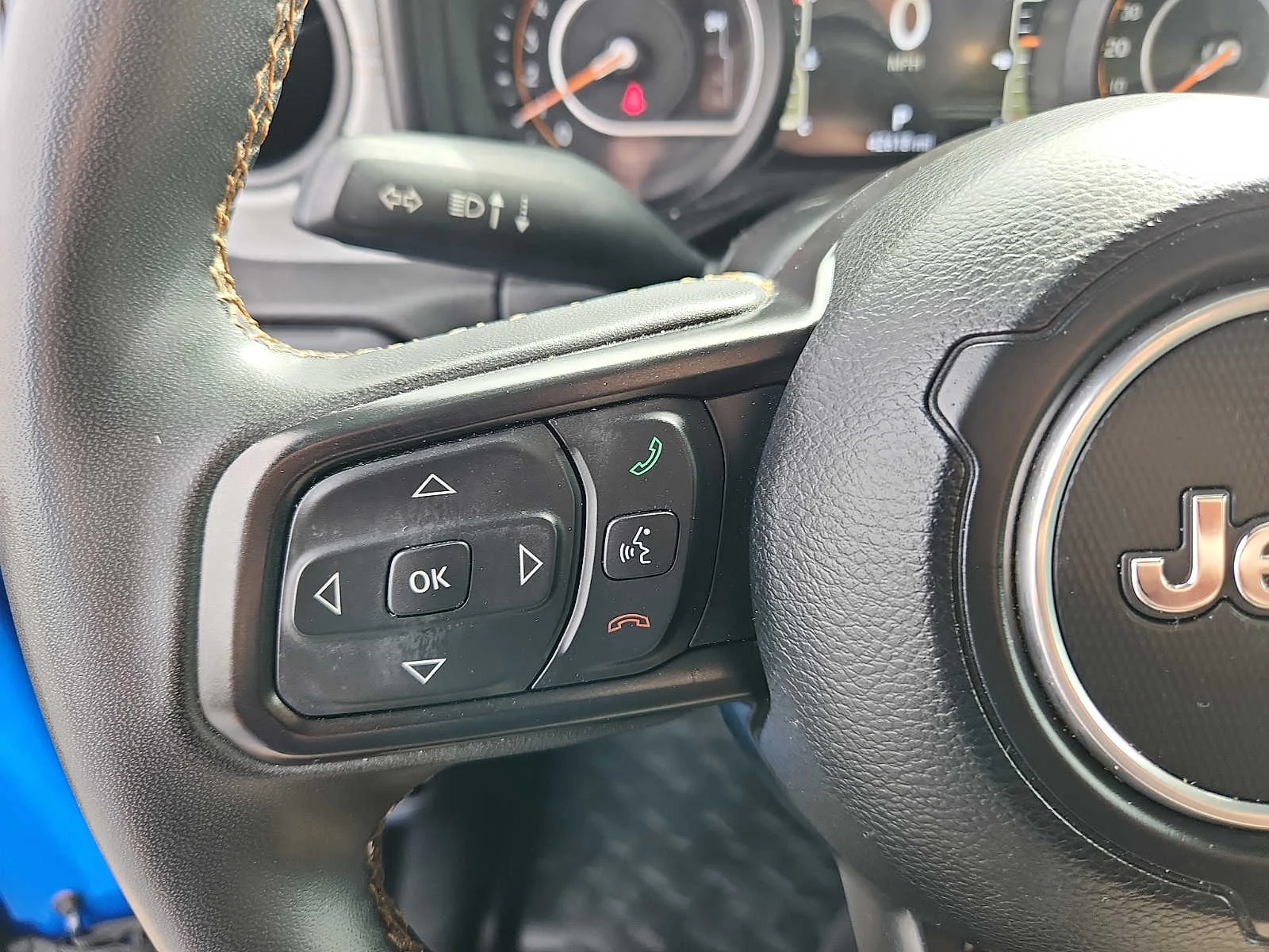 Used 2024 Hydro Blue Pearlcoat Jeep Sport S image 39