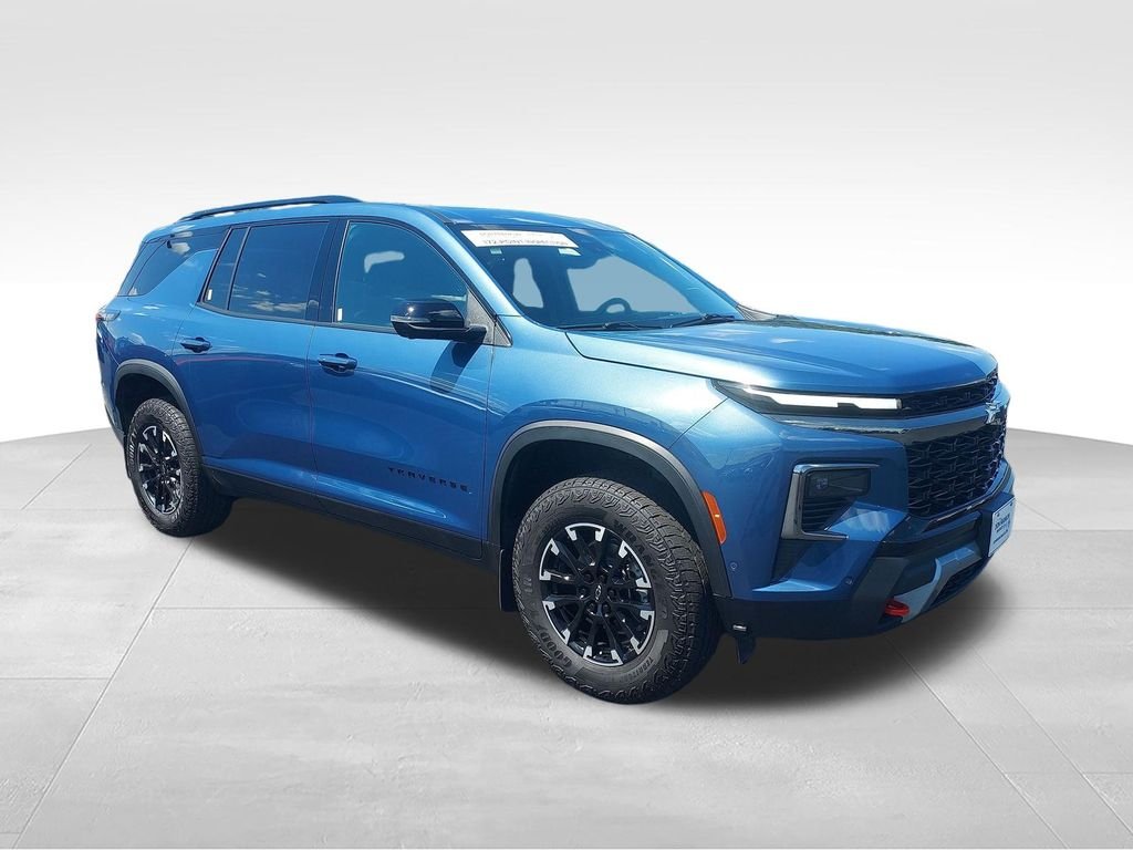 Used 2025 Blue Chevrolet Z71 image 7