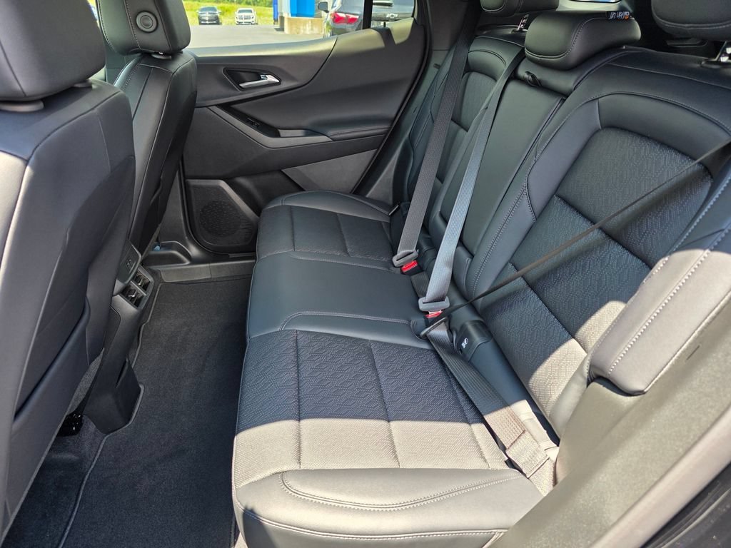 New 2026 Mosaic Black Metallic Chevrolet LT image 12