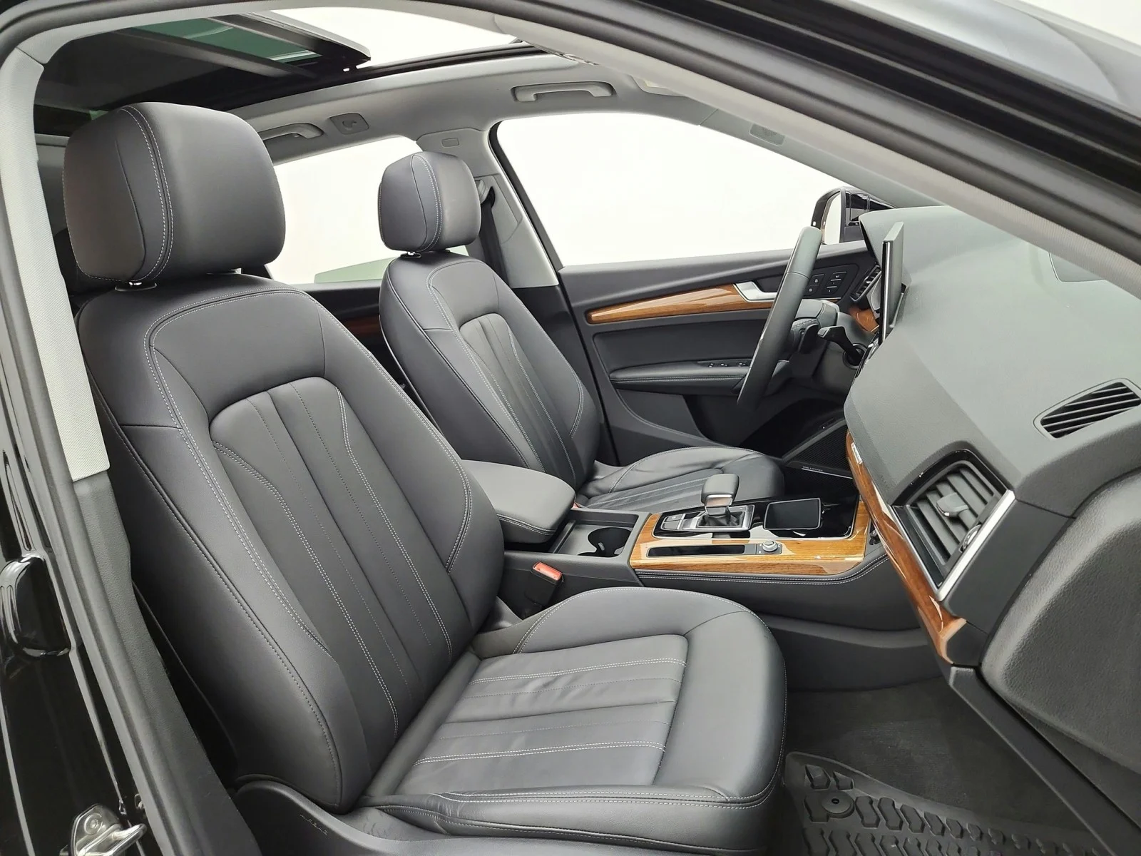 Used 2023 Mythos Black Metallic Audi S line Premium Plus image 20