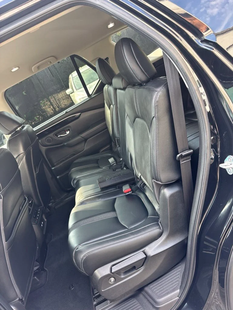 Used 2023 Black Honda EX-L image 20