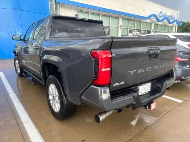 Used 2024  Toyota SR5 image 6