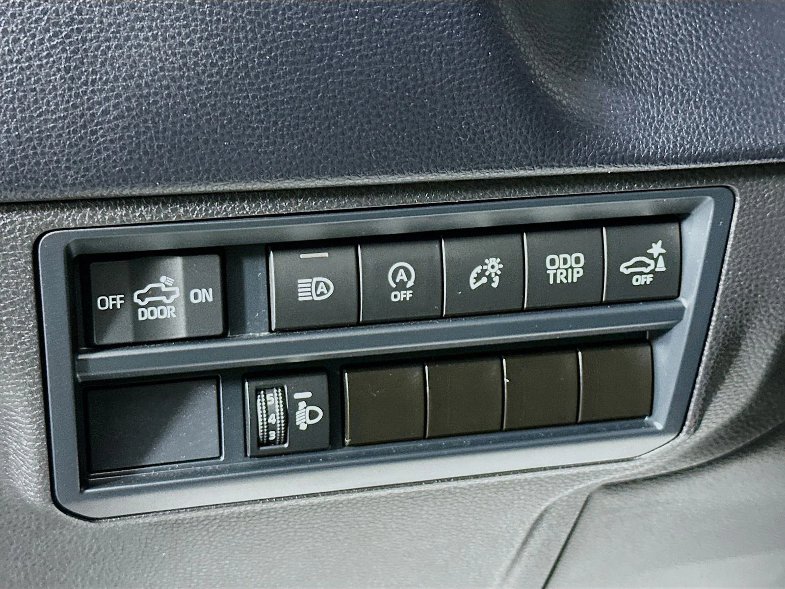 Used 2025 Magnetic Gray Metallic Toyota SR5 image 10