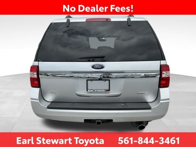 Used 2017 Silver Ford XLT image 5
