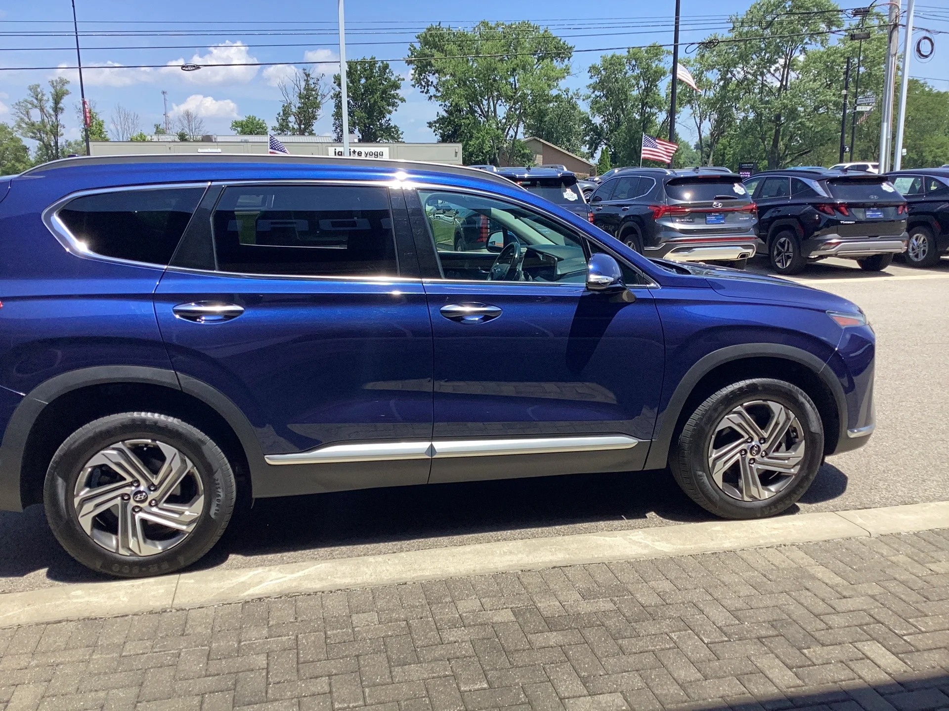 Used 2021 Stormy Sea Hyundai SEL image 3