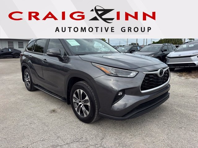 2025 Toyota Highlander XLE