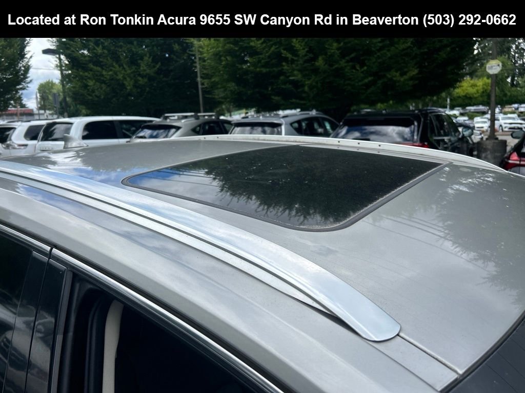 Used 2019 Atomic Silver Lexus 300h image 15