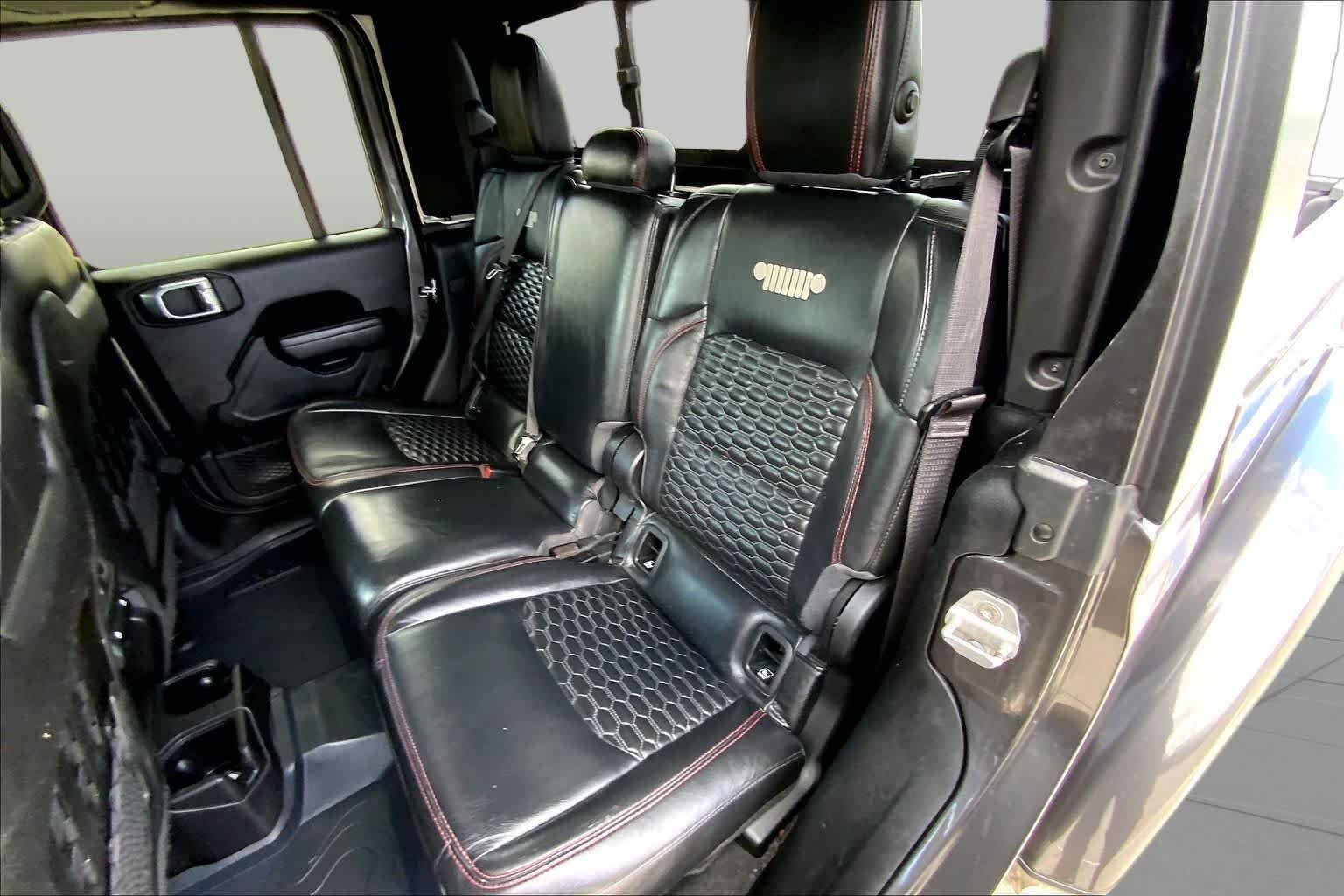Used 2021 Granite Crystal Metallic Clearcoat Jeep Rubicon image 20