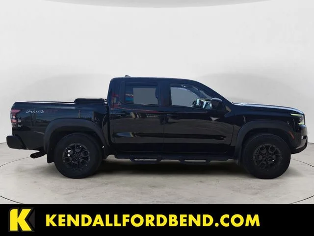 Used 2022 Super Black Nissan PRO-4X image 6