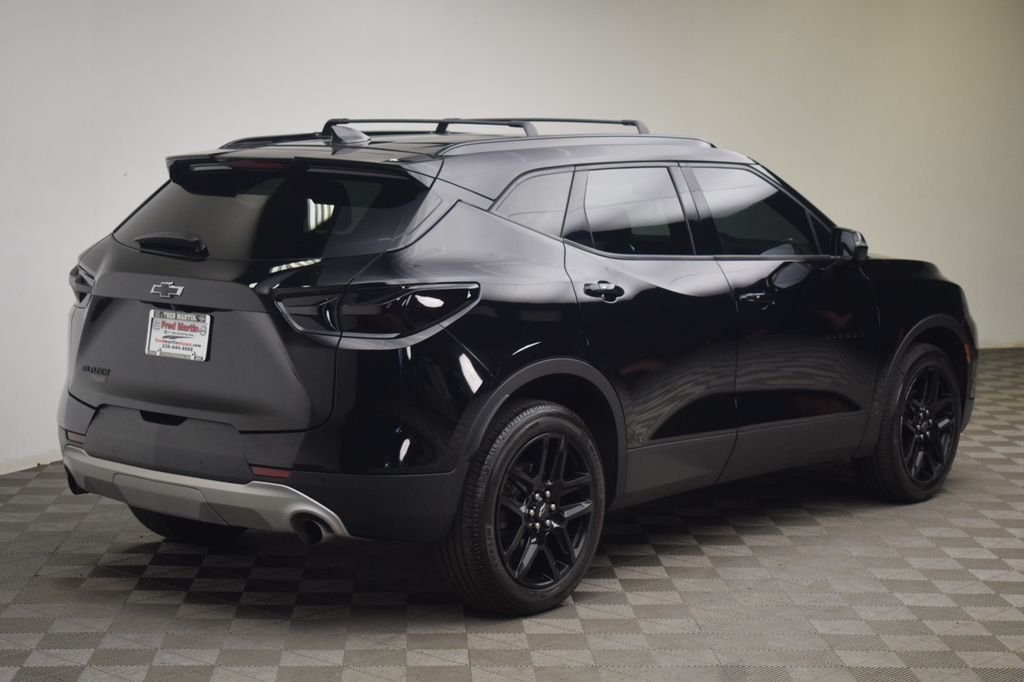 Used 2019 Black Chevrolet Base image 5