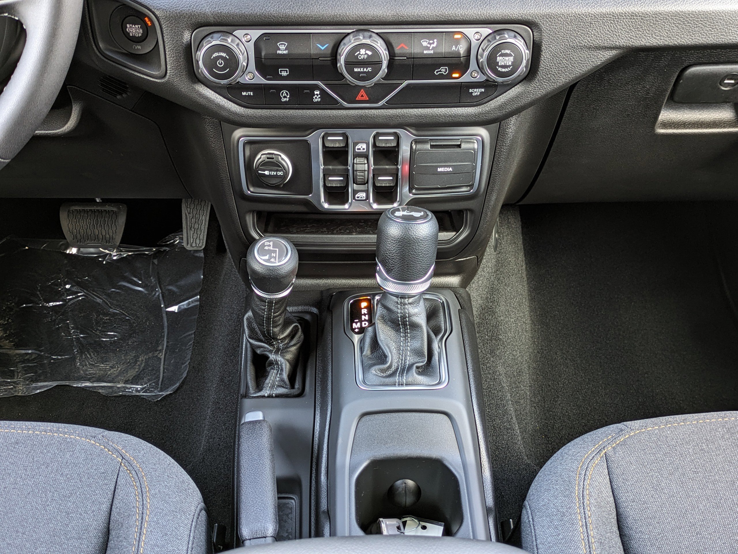 2025 Jeep Wrangler 4-Door Sport S - Photo 18