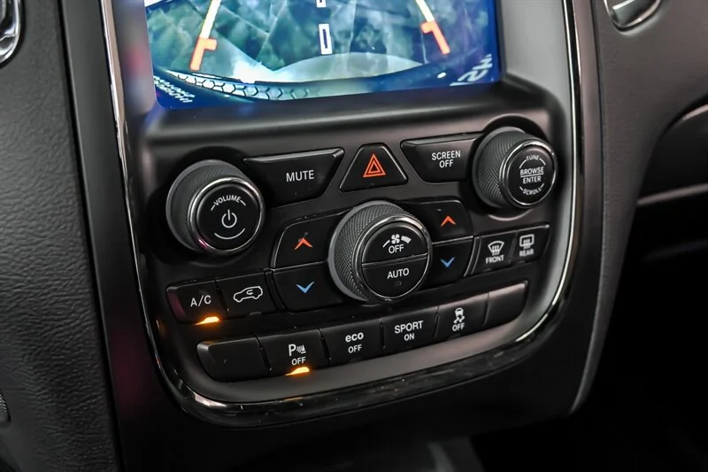 Used 2018 DB Black Crystal Clear Coat Dodge R/T image 29