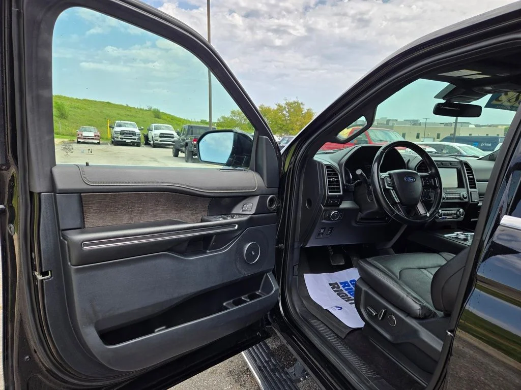 Used 2020 Black Ford Limited image 12