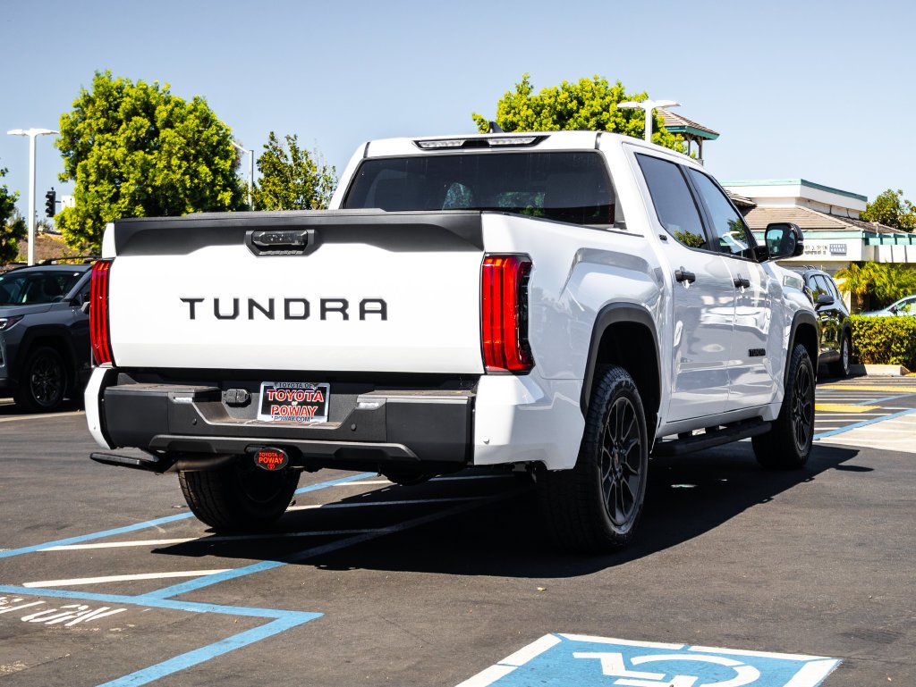 2026 Toyota Tundra SR5 - Photo 9