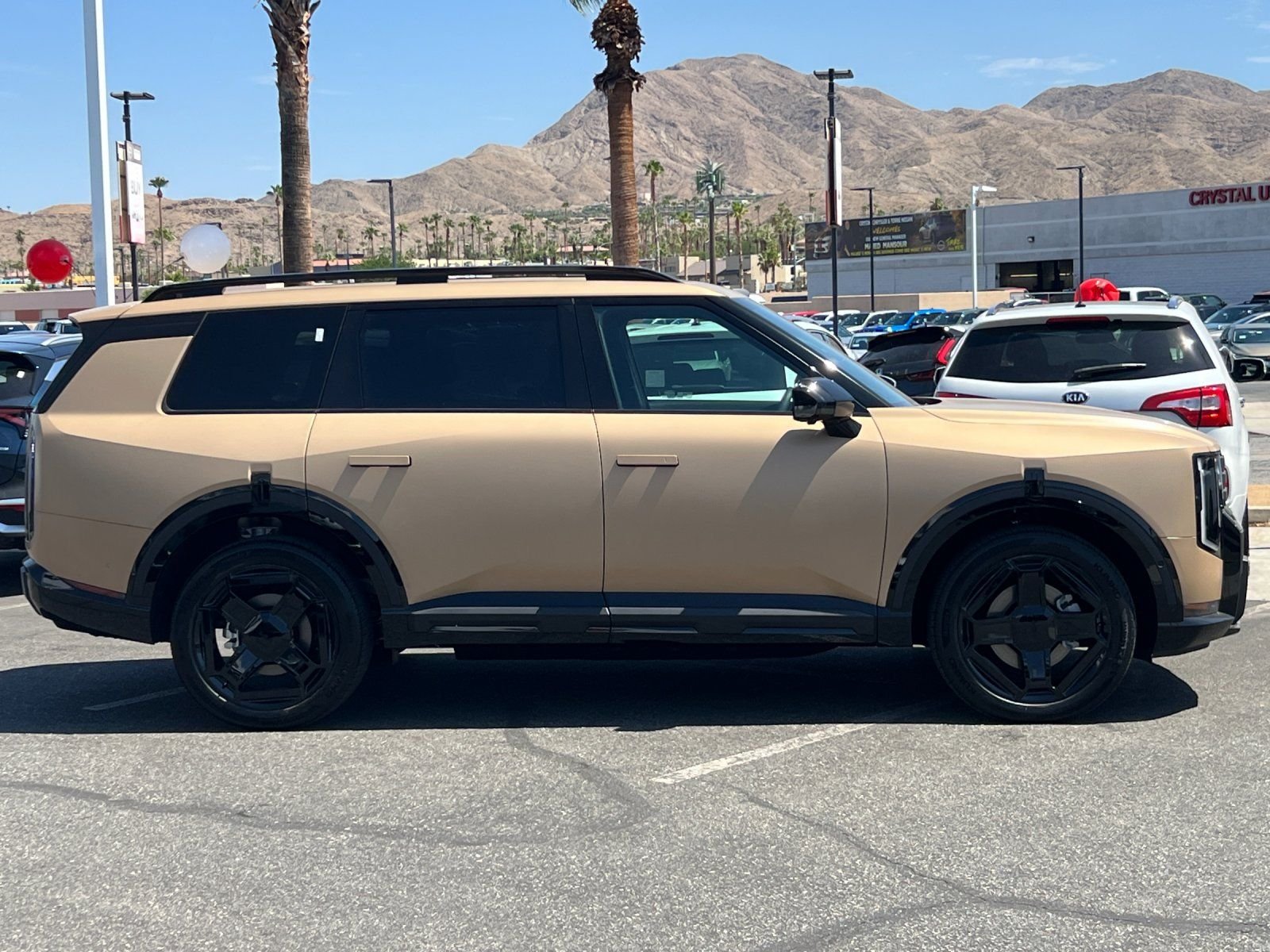 New 2027 Terrain Brown Matte Kia X-LINE SX PRESTIGE image 2