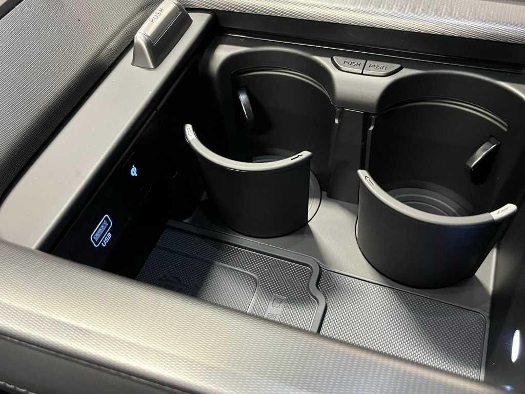 New 2025 Abyss Black Pearl Hyundai Calligraphy Night Edition AWD image 49