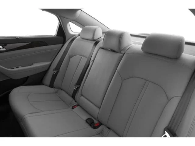 Used 2015 Phantom Black Hyundai Limited image 17