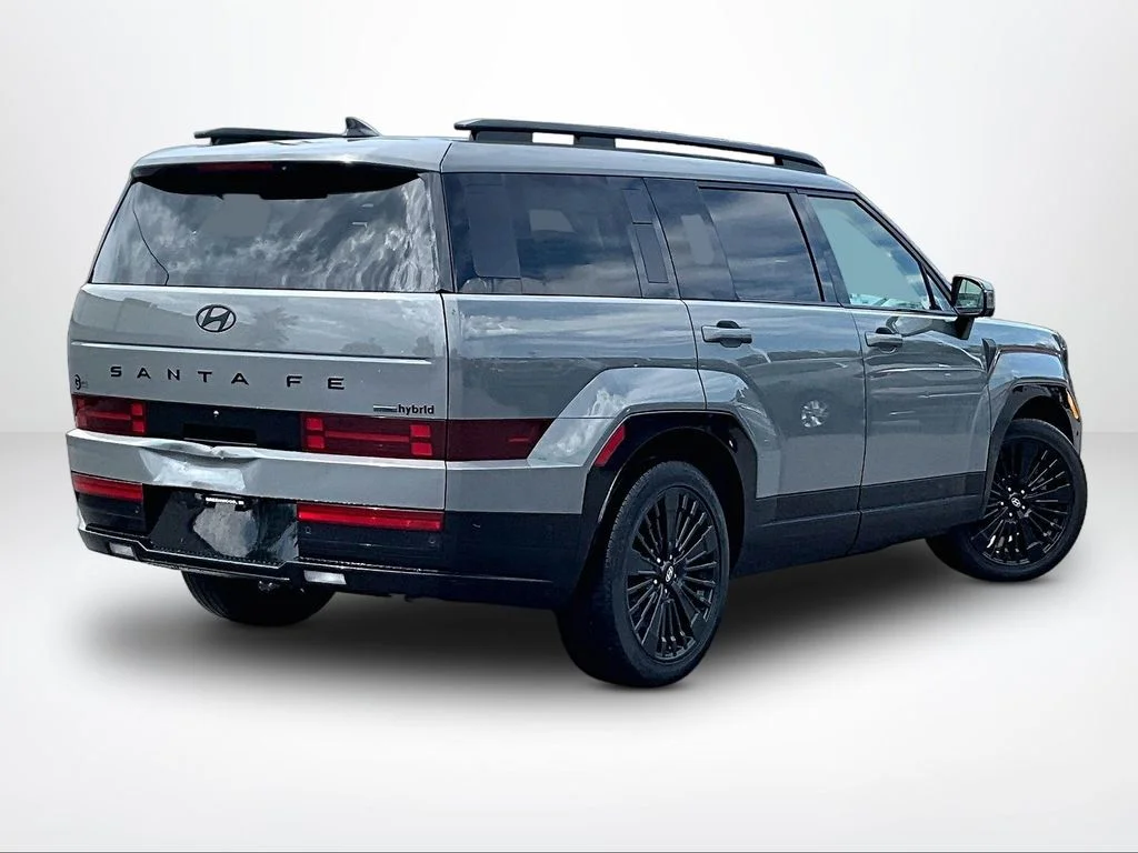 Used 2024 Gray Hyundai Calligraphy image 3