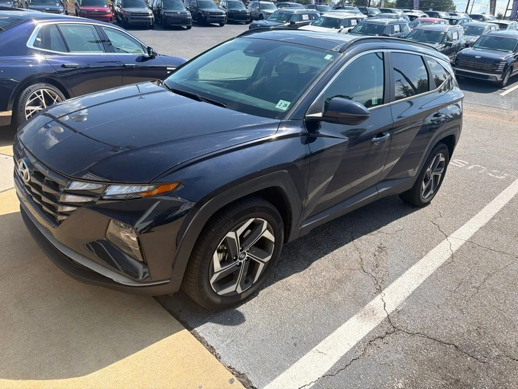 Used 2024 Blue Hyundai SEL Convenience image 2