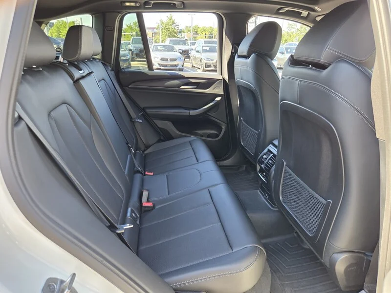 Used 2023 Alpine White BMW SDRIVE30I SPORTS ACTIVITY VEHICLE image 19
