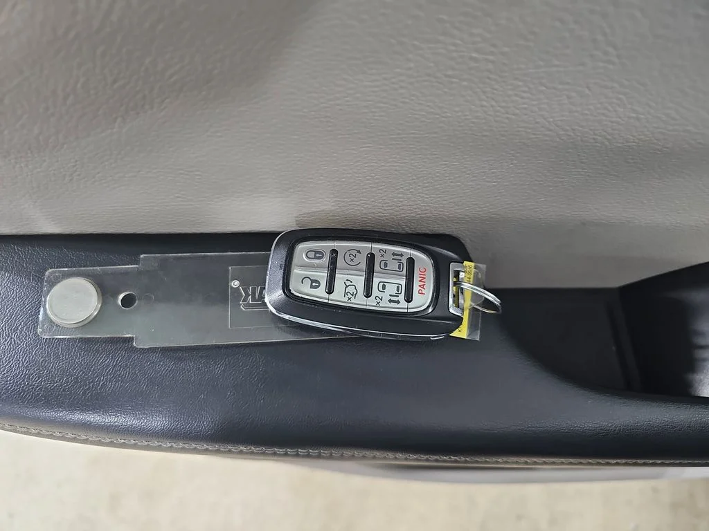 2023 Chrysler Pacifica Hybrid Touring L - Photo 41