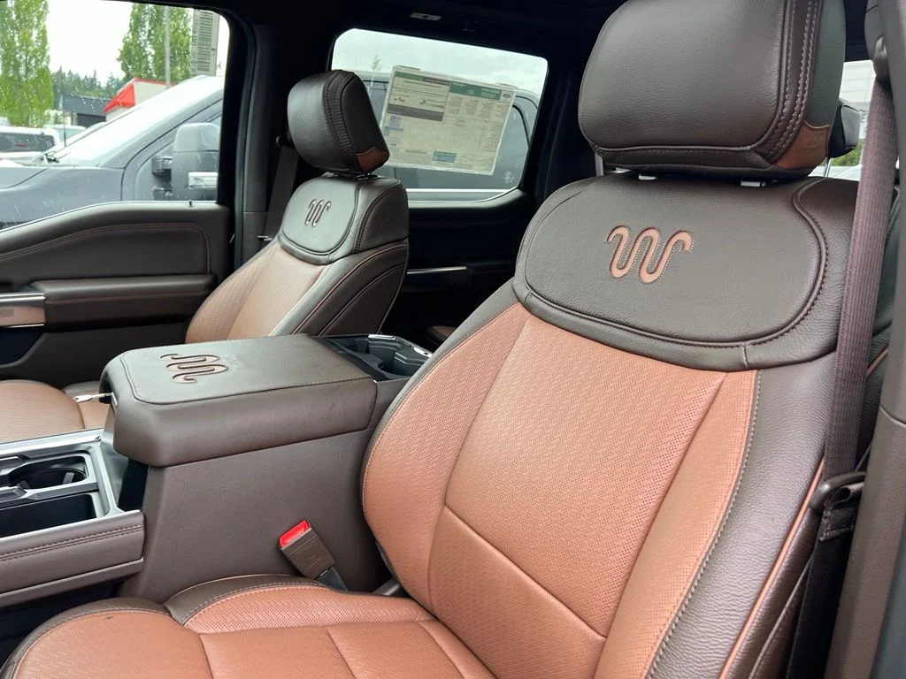 New 2026 Agate Black Metallic Ford F-250® King Ranch® image 13
