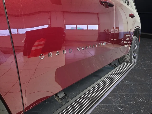 New 2026 Velvet Red Pearl-Coat Exterior Paint Jeep Limited Altitude image 45