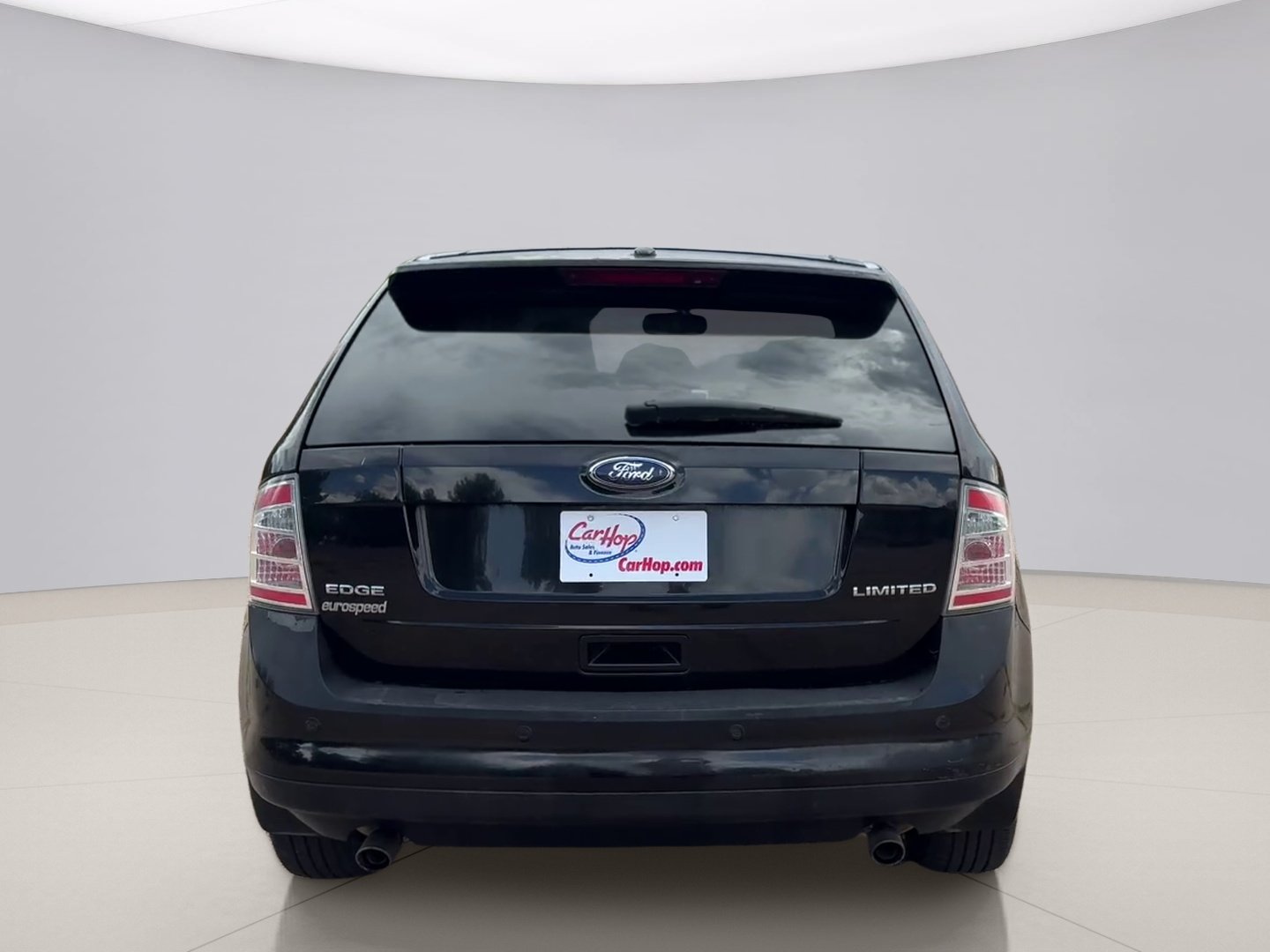 Used 2008 Black Ford LIMITED image 4