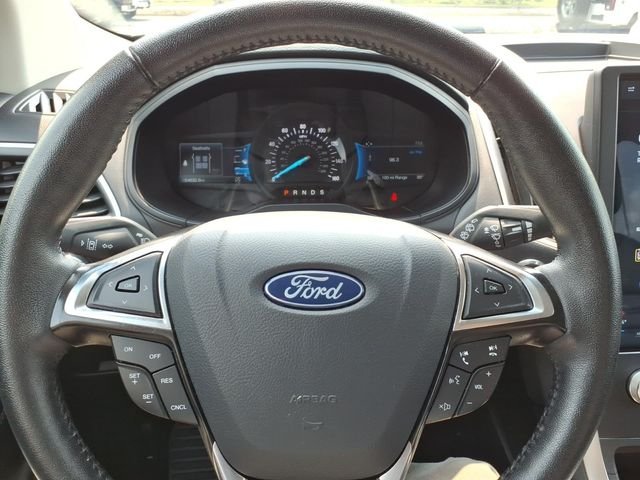 Used 2024 Silver Ford SEL image 21