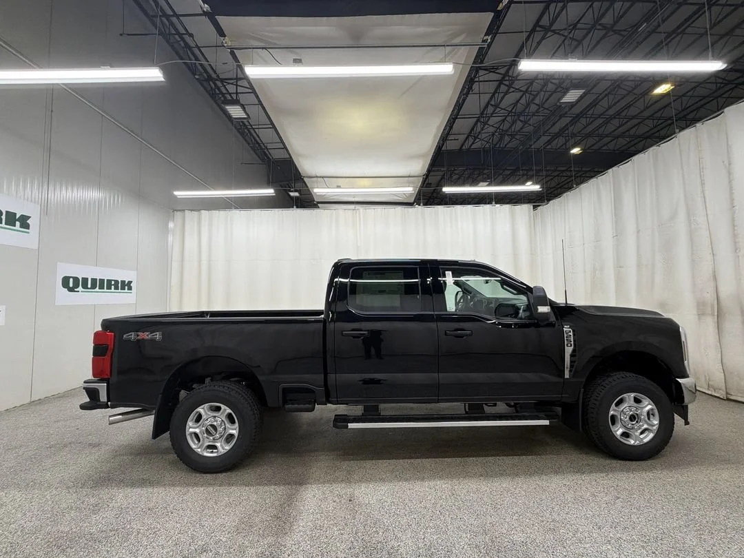 New 2026 Agate Black Metallic Ford F-250® XLT image 5