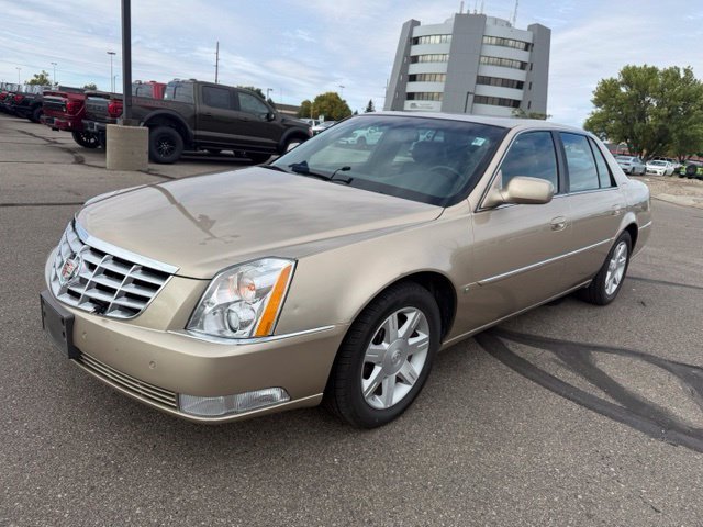 Used 2006 Beige Cadillac Base image 6