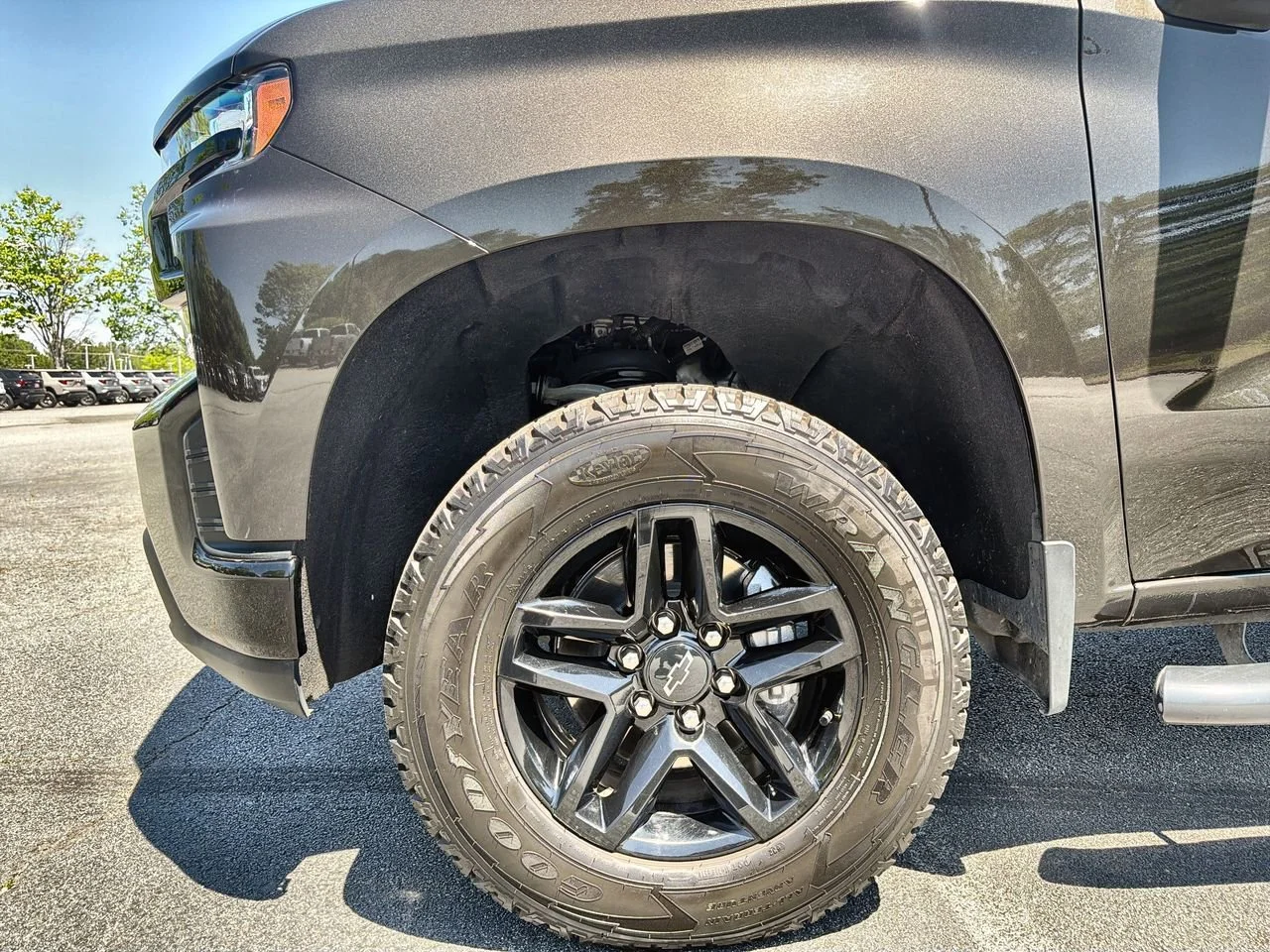 Used 2021 Oxford Brown Metallic Chevrolet LT Trail Boss image 28