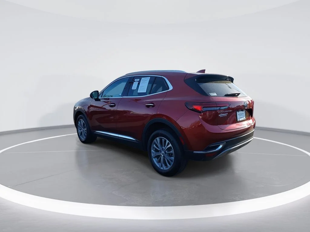 Used 2022 Red Buick Preferred image 6