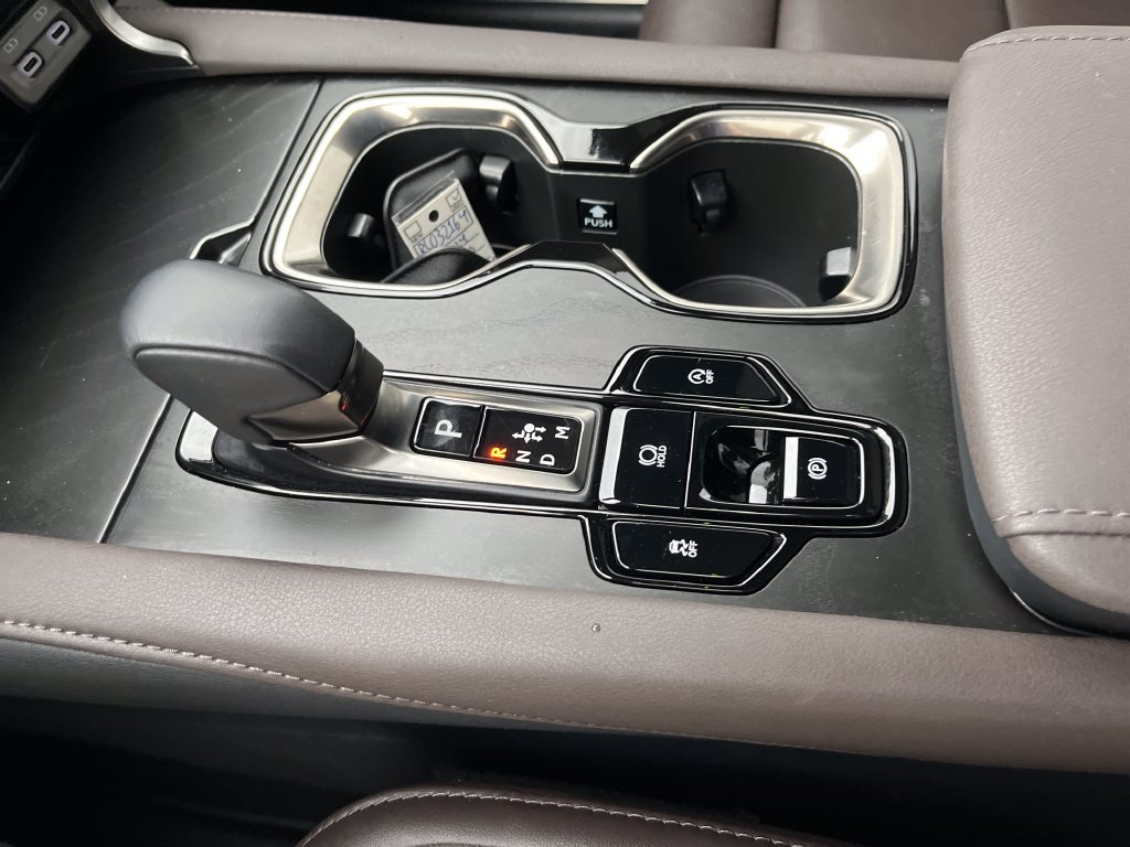 Used 2024 White Lexus 350 Luxury image 21