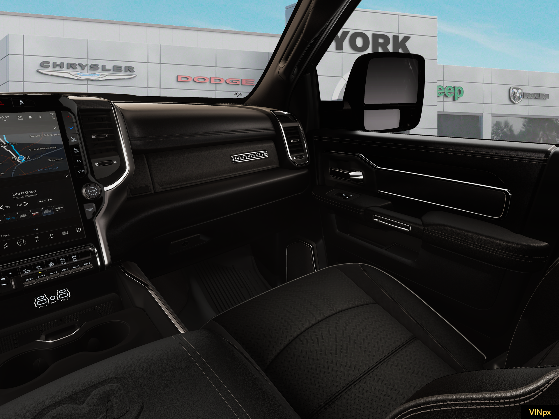 New 2026 Diamond Black Crystal Pearl-Coat Exterior Paint RAM LARAMIE image 33