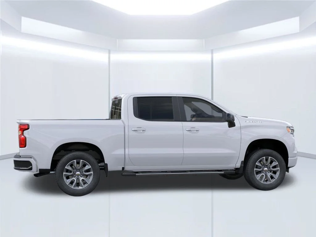 New 2026 White Chevrolet RST image 7