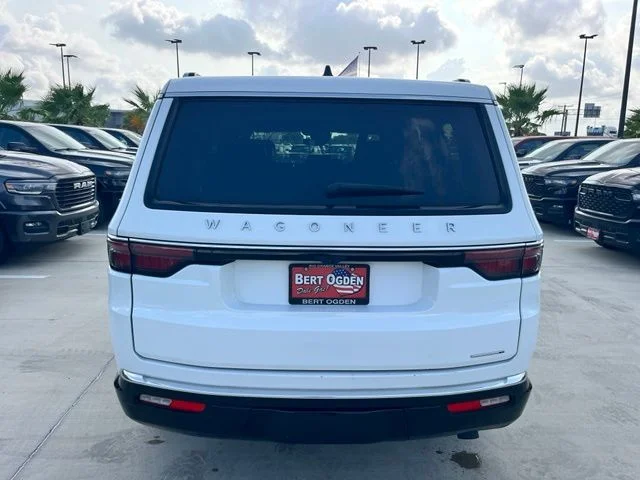 Used 2024 White Jeep Series II image 5
