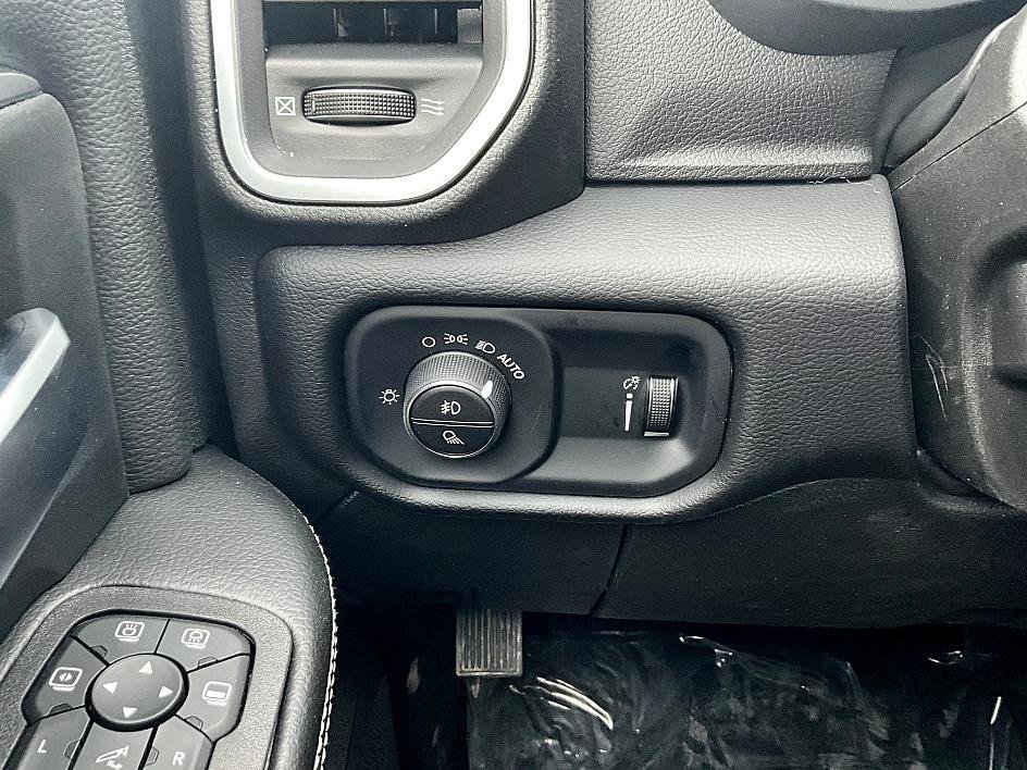 2026 RAM 2500 Big Horn - Photo 16