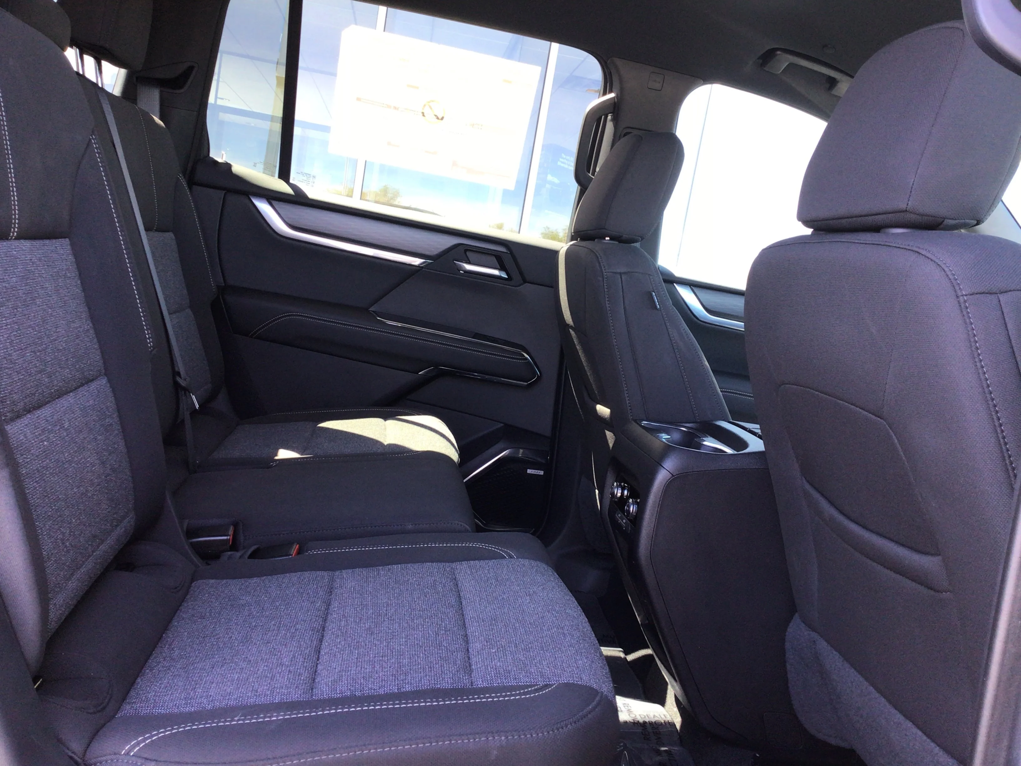 2025 GMC Acadia Elevation - Photo 37