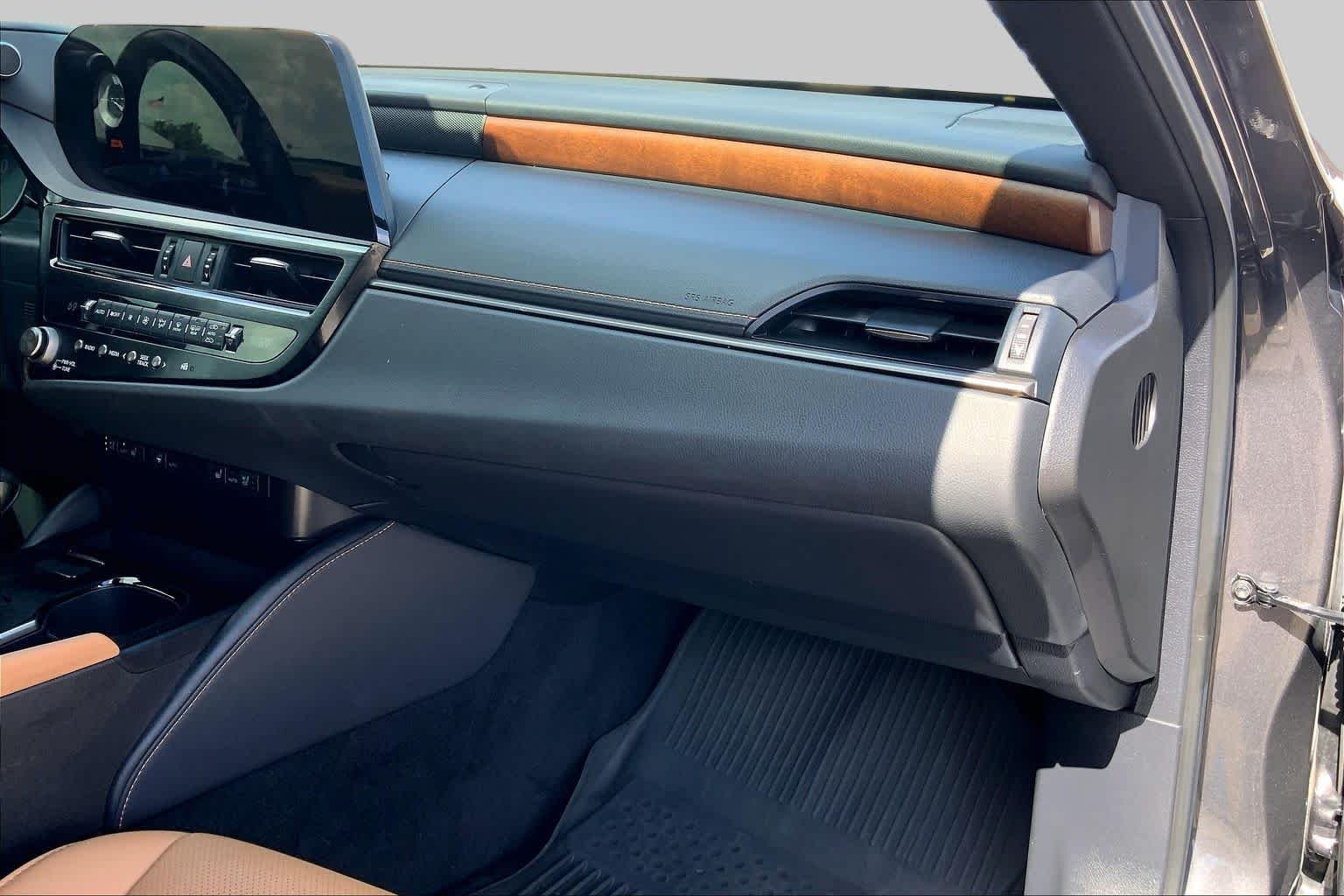 Used 2025 Cloudburst Gray Lexus  image 18