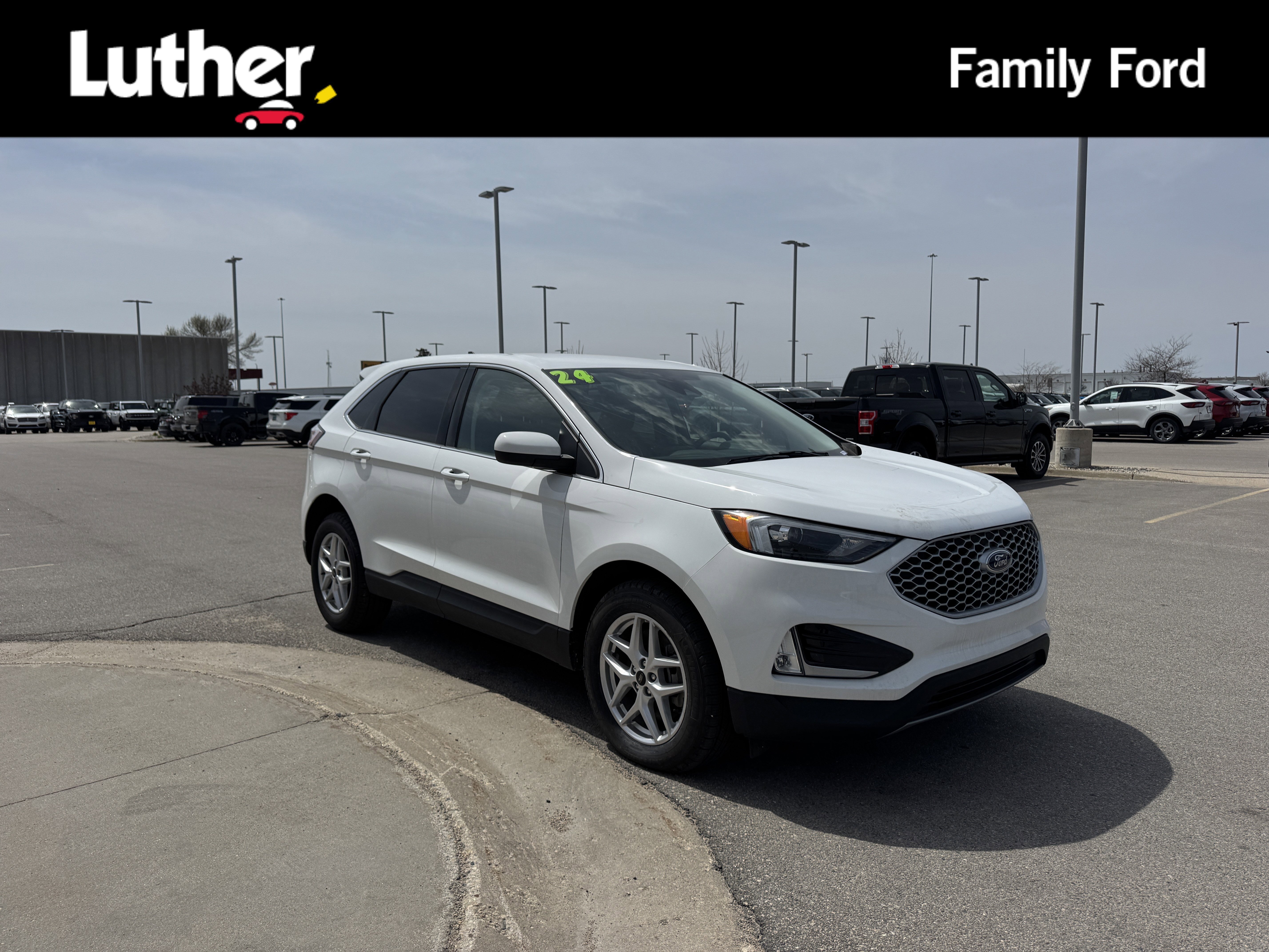 2024 Ford Edge SEL AWD's photo
