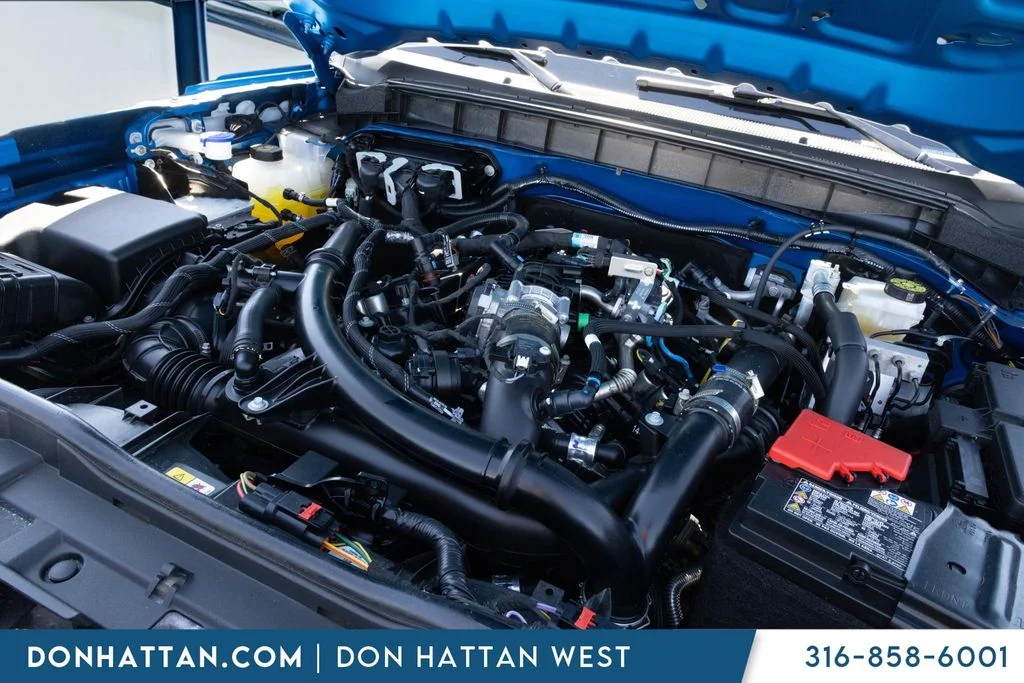 Used 2025 Blue Ford Badlands image 32