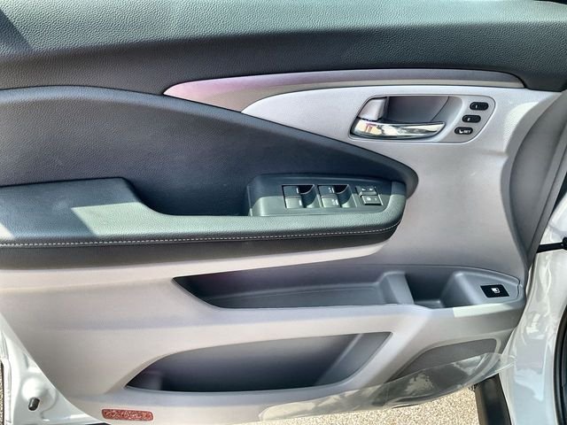 New 2026 Platinum White Pearl Honda RTL image 21