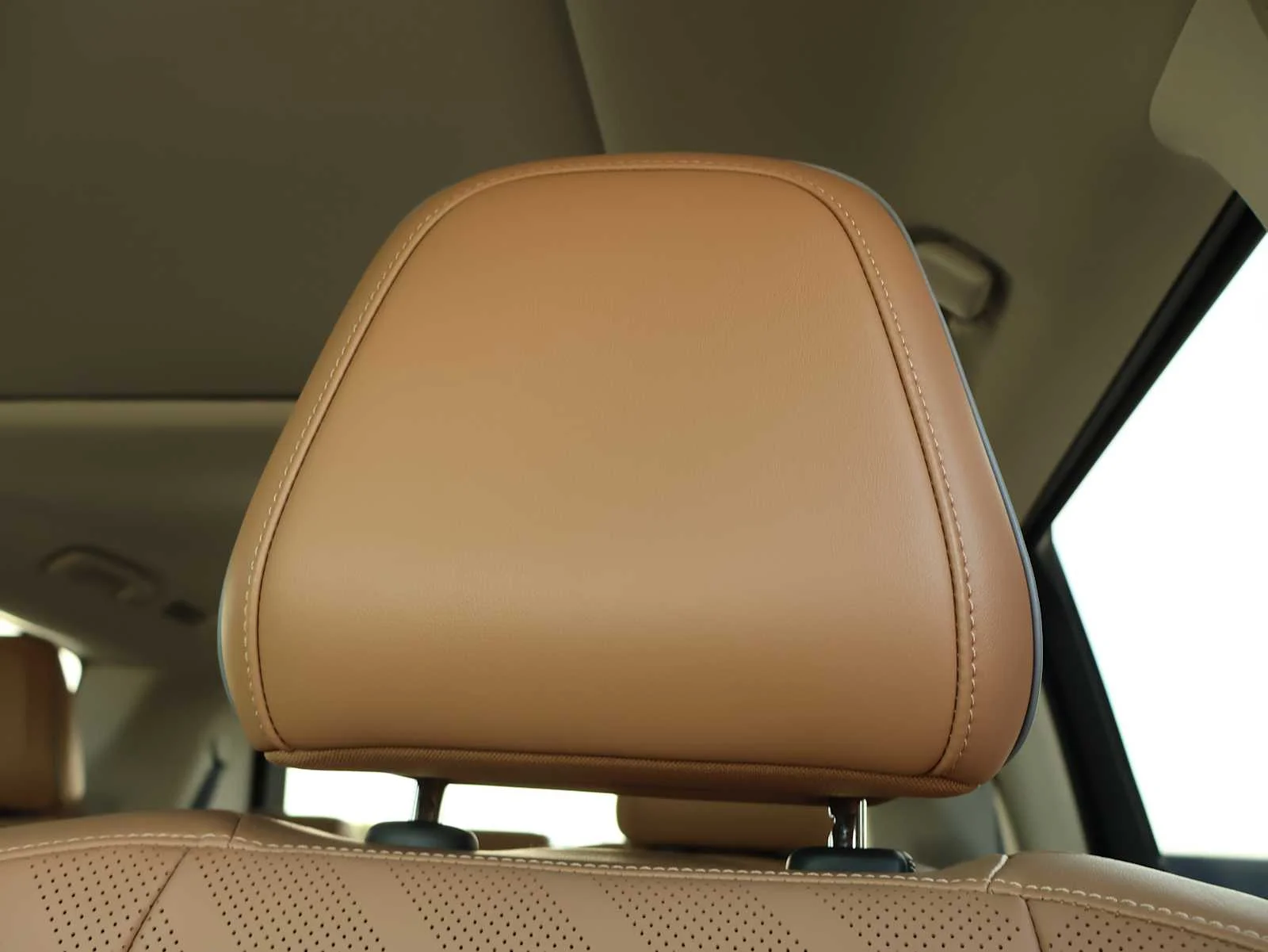 Certified Used 2027 Dynamic Metal INFINITI LUXE image 12