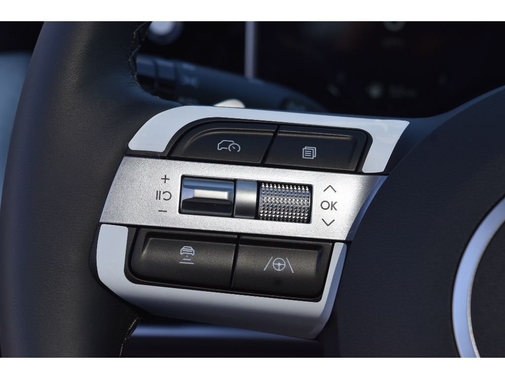2026 Hyundai Santa Cruz Limited - Photo 16