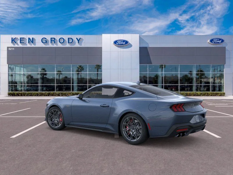 New 2026 Vapor Blue Metallic Ford GT Premium image 5