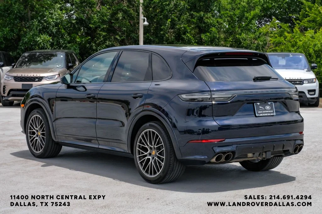 Used 2021 Moonlight Blue Metallic Porsche S image 10