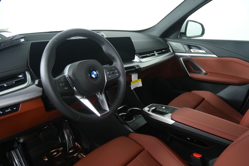 New 2026 Mineral White Metallic BMW xDrive28i image 12