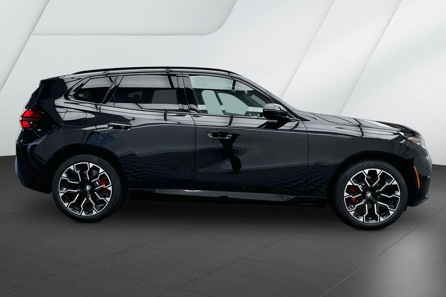 New 2026 Black Sapphire Metallic BMW 30 xDrive image 5